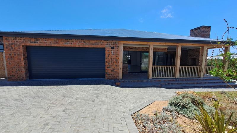 3 Bedroom Property for Sale in Stilbaai Wes Western Cape